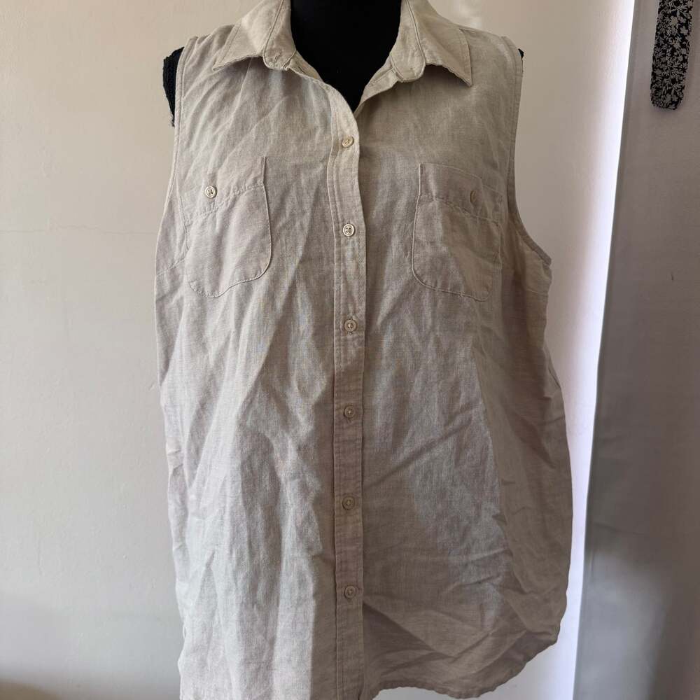 Kim Rogers Women's Oatmeal Beige Sleeveless Linen Button Down Top